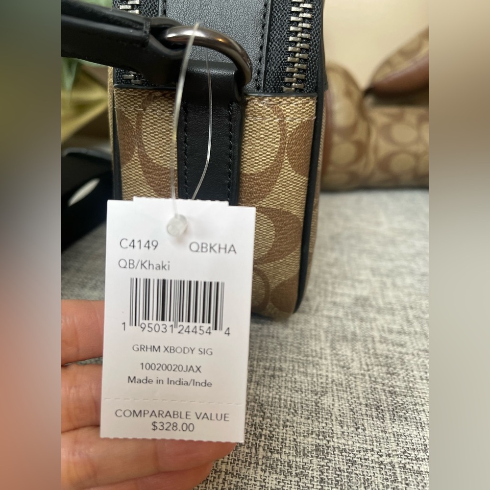 $179 COACH GRAHAM Crossbody - Picture 3 of 8